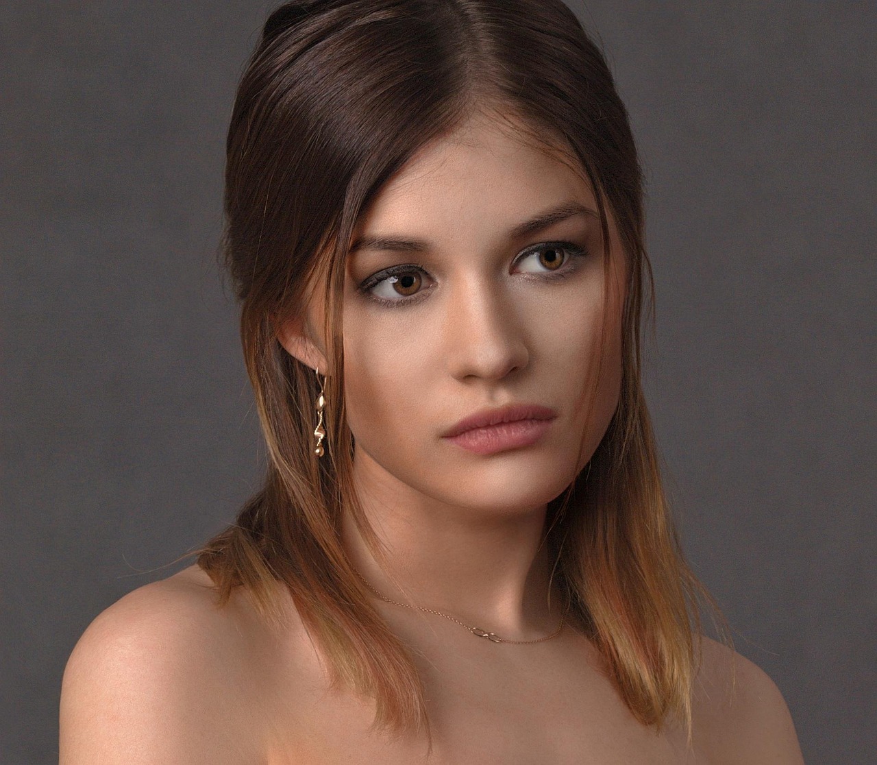 Quelle coiffure pour visage rond ?