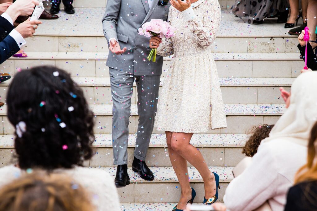Tenue invitée mariage automne : le guide complet pour un look de saison